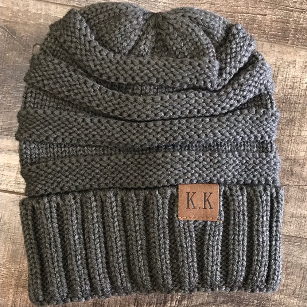 KK Slouch beanie- Dark Gray